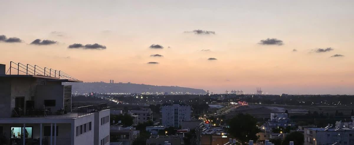Stunning And Spacious In Kiryat Ata Qiryat Ata Екстер'єр фото